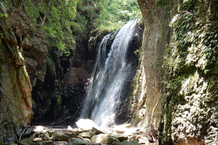 Nenogami Falls