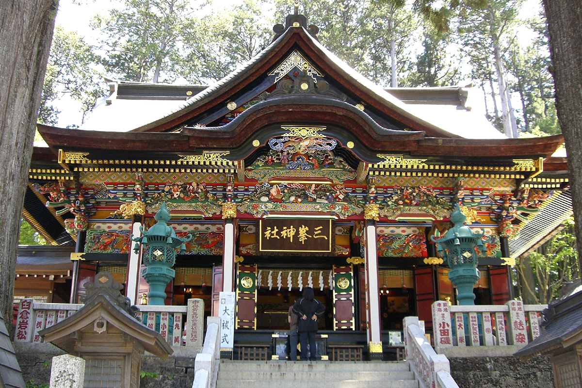 三 峯 神社 人 を 選ぶ