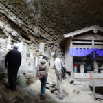 札所32番法性寺のお船岩とタフォニ