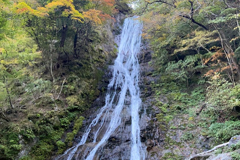 丸神の滝